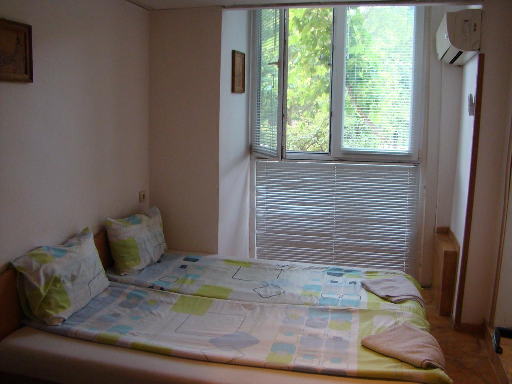 Guest House Selin فيليكو ترنوفو الغرفة الصورة
